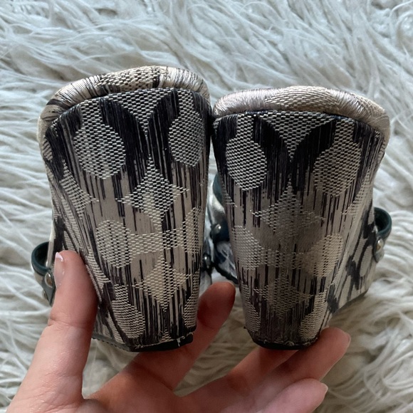 Coach Natala Black/White Canvas Leather Trim Slip-On Wedge Sandals EUC Size 10 - Picture 5 of 10